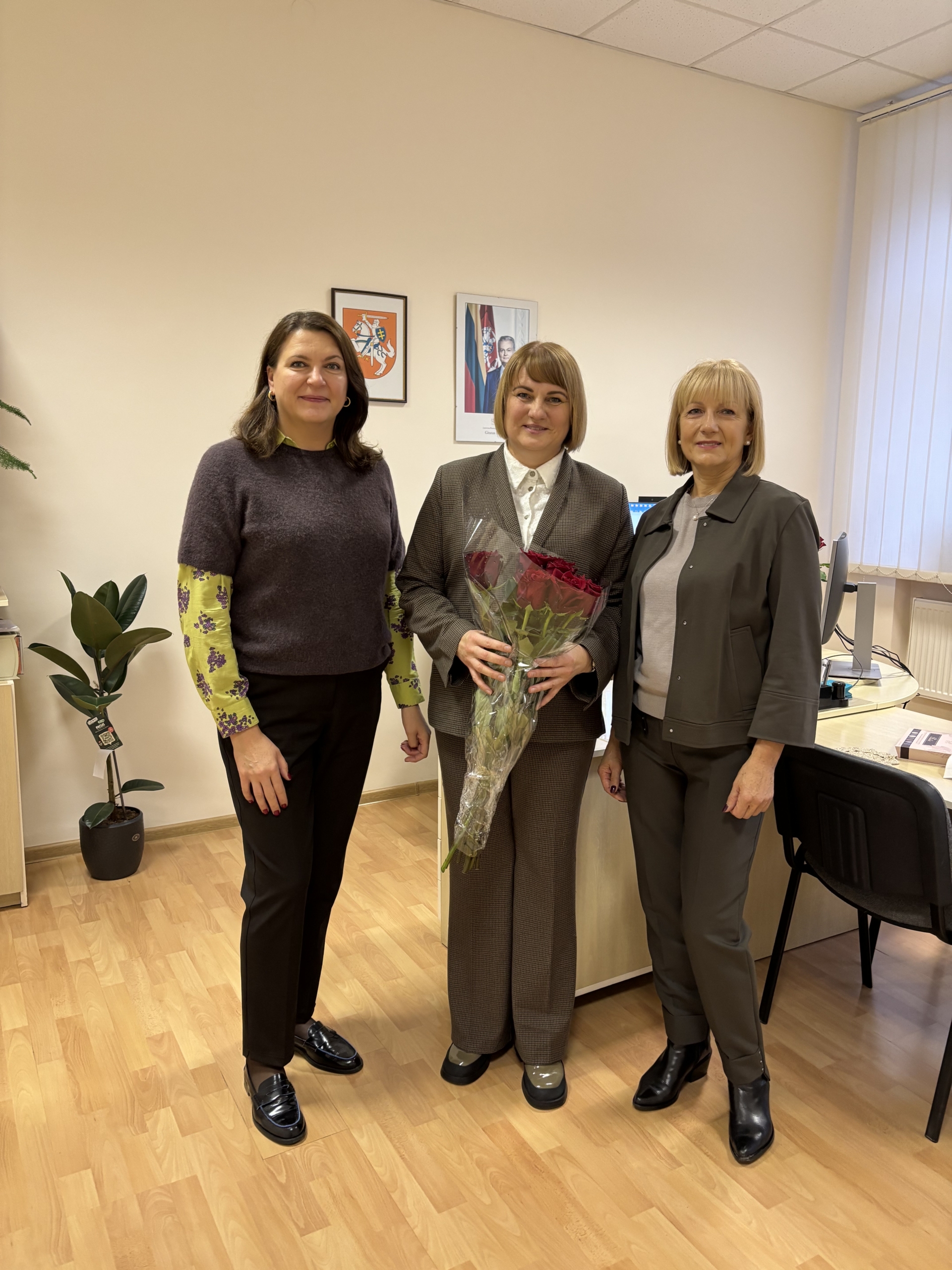 Gimnazijos direktorė – Irma Riukienė