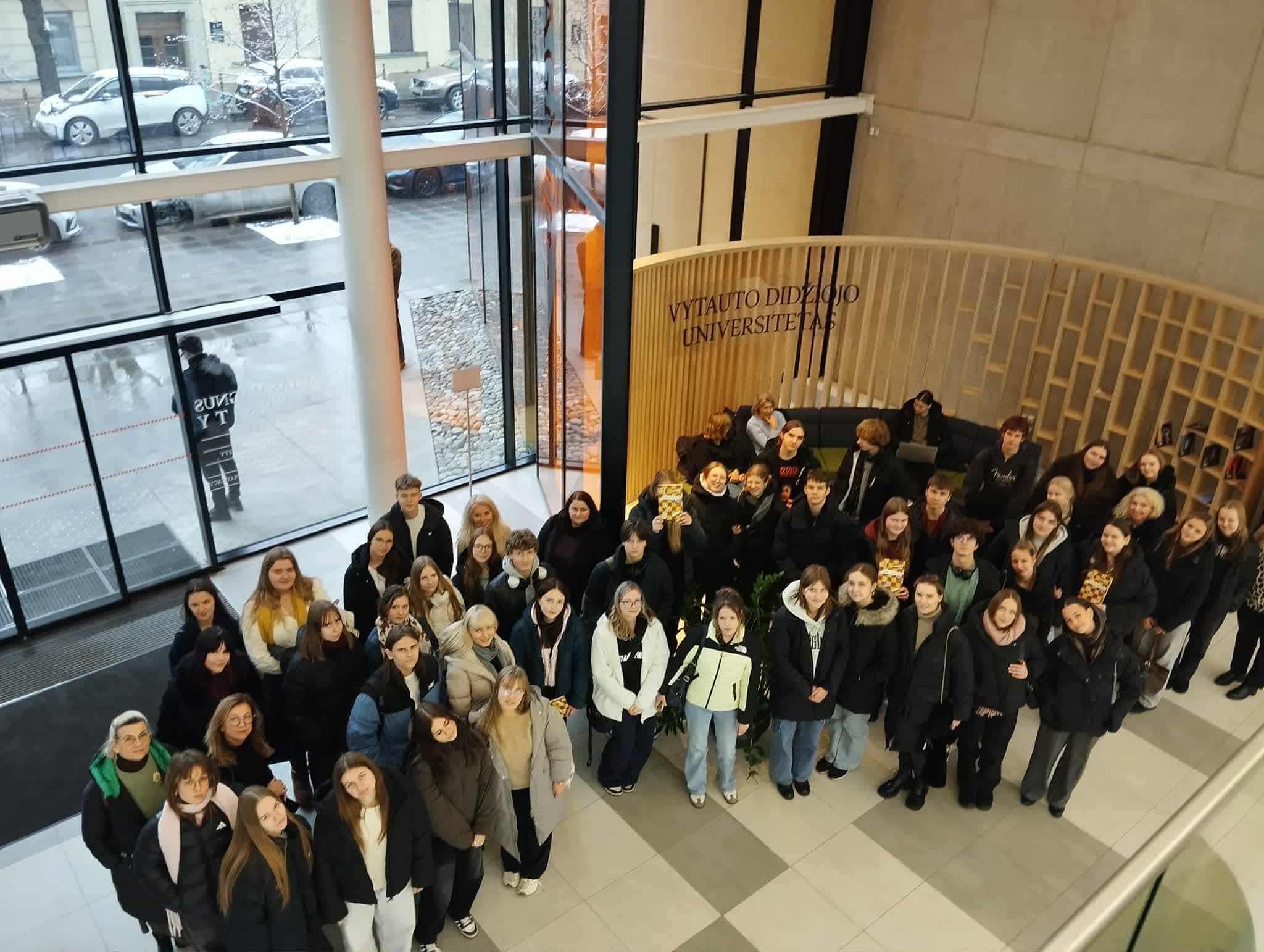 Gimnazistai lankėsi VDU Švietimo akademijoje ir „Mokslo saloje“: kelias nuo svajonės iki profesijos