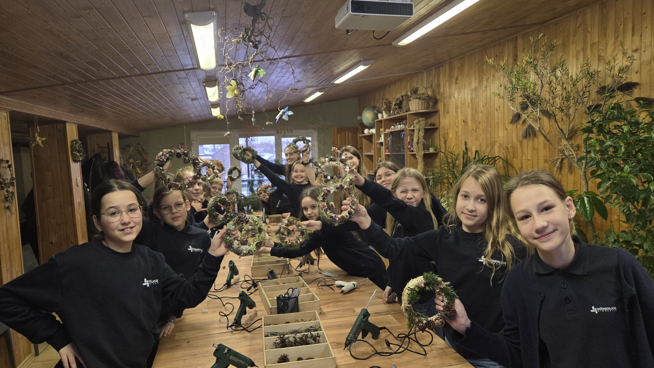 Edukacinis užsiėmimas penktokams „Sukurk Advento šilumą savo rankomis“