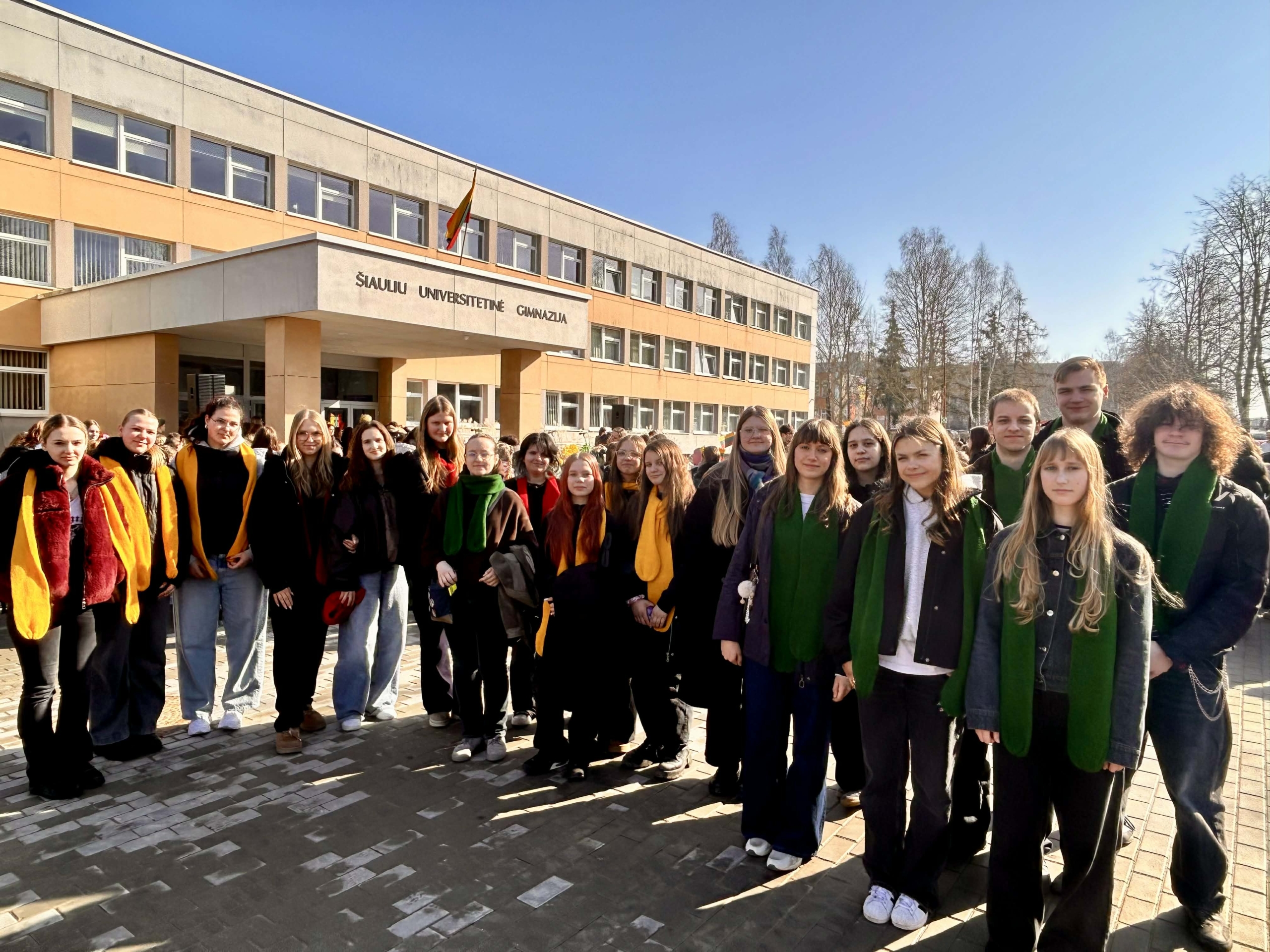 Muzikinė dovana Lietuvai: atstovavome gimnaziją dainos sąspietyje