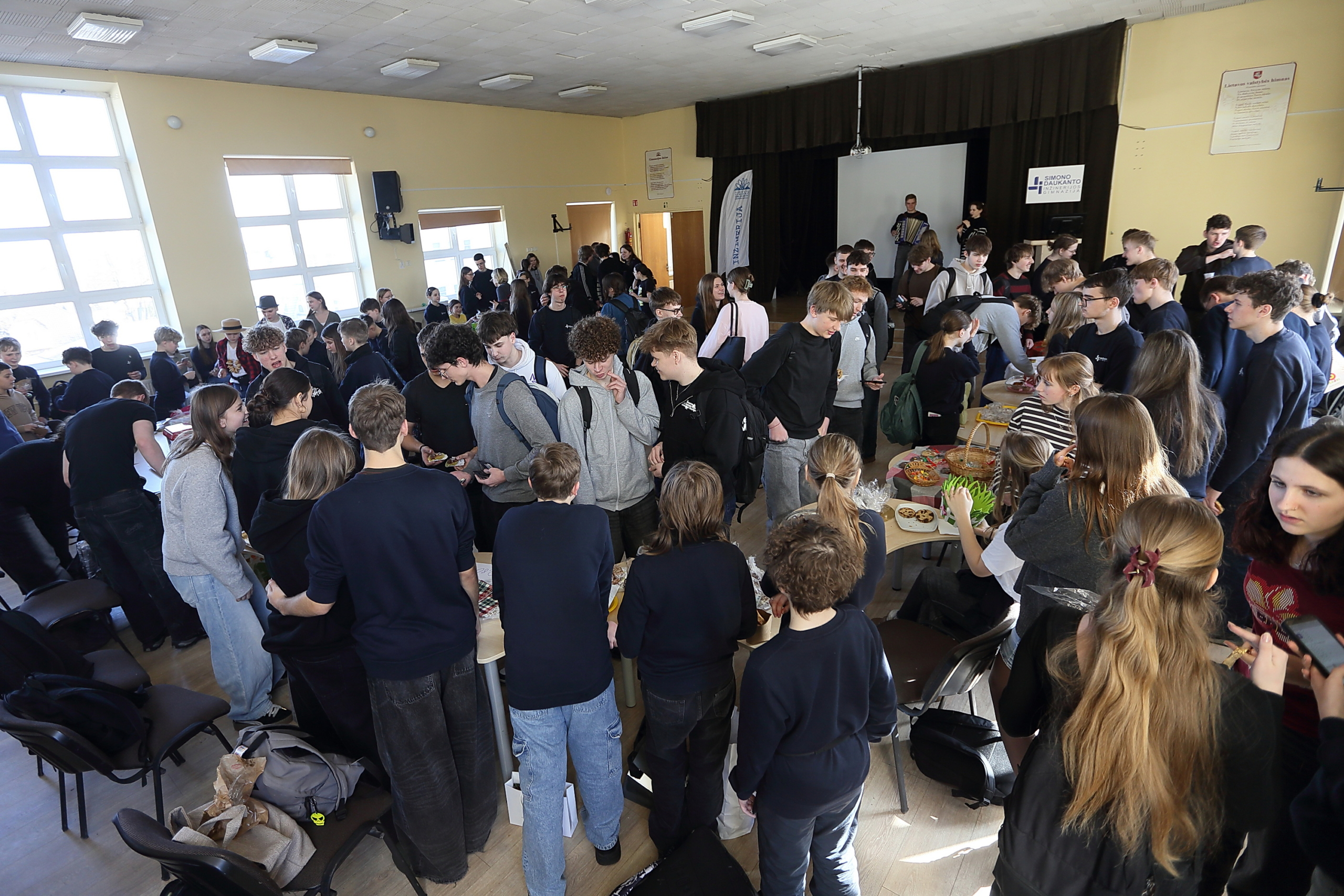 Kaziuko mugė Šiaulių Simono Daukanto inžinerijos gimnazijoje