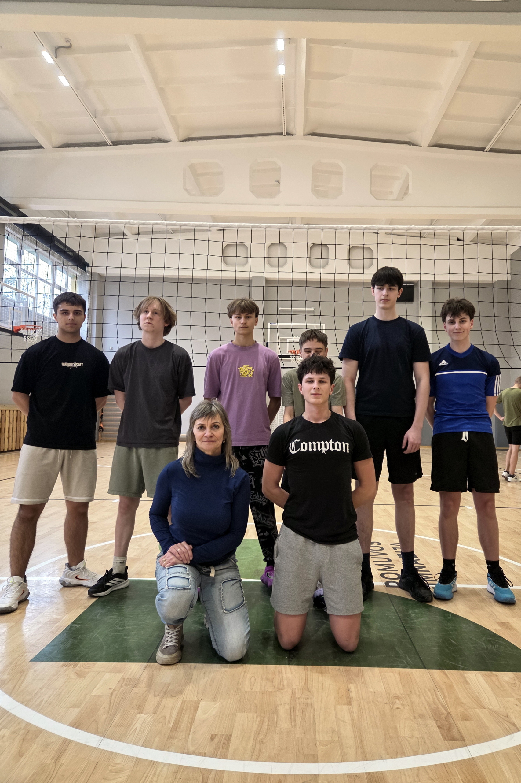 Draugiškos tinklinio varžybos su „Romuvos“ gimnazija